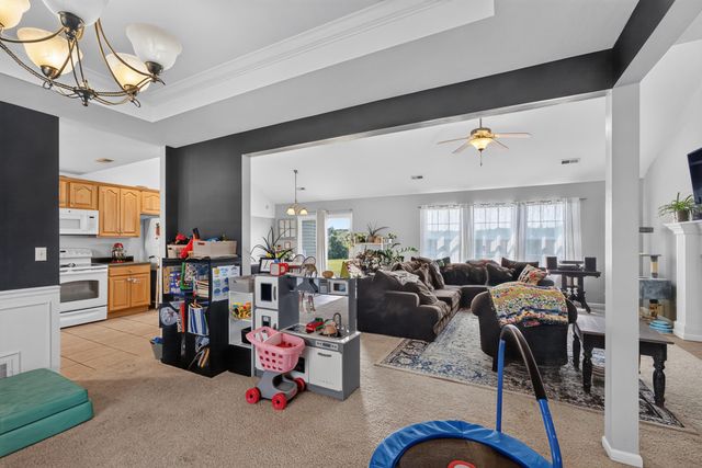 2 LEXIBELLE DR, Columbia, MO 65201