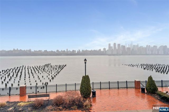 40 Lydia Drive, Guttenberg, NJ 07093