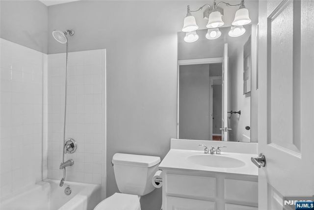 40 Lydia Drive, Guttenberg, NJ 07093