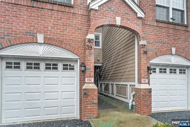 40 Lydia Drive, Guttenberg, NJ 07093