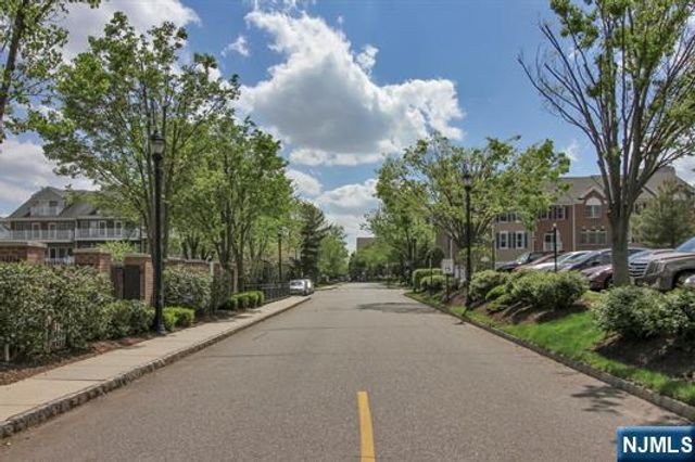 40 Lydia Drive, Guttenberg, NJ 07093