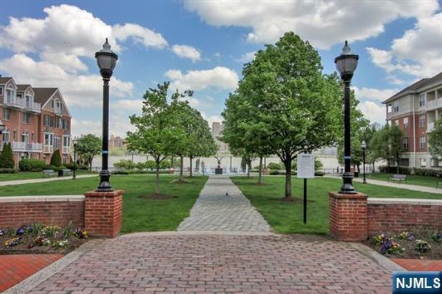 40 Lydia Drive, Guttenberg, NJ 07093