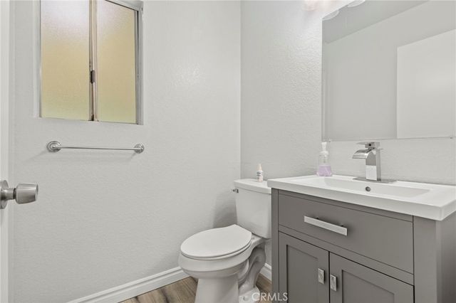 41899 Humber, Temecula, CA 92591