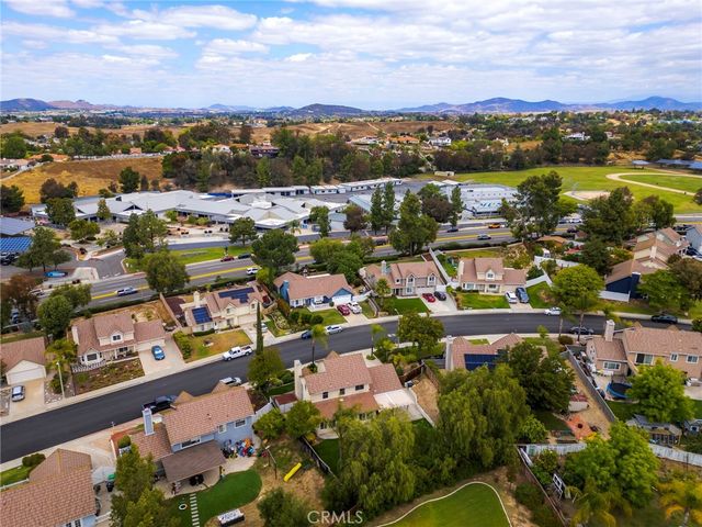 41899 Humber, Temecula, CA 92591