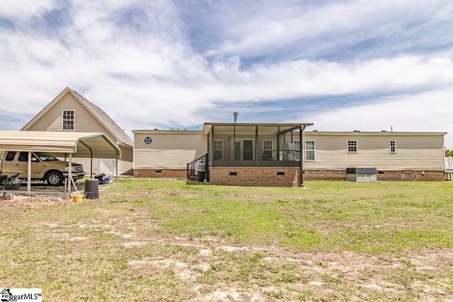 1597 Sexton Gin Road, Starr, SC 29684
