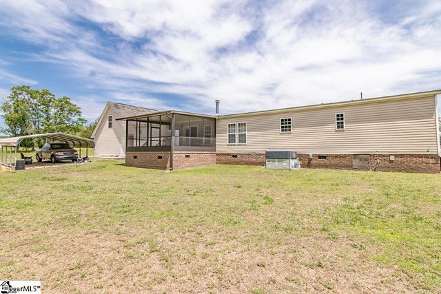 1597 Sexton Gin Road, Starr, SC 29684