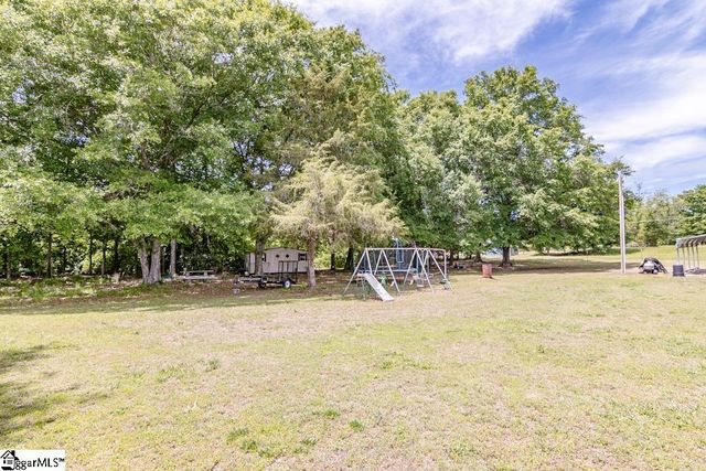 1597 Sexton Gin Road, Starr, SC 29684