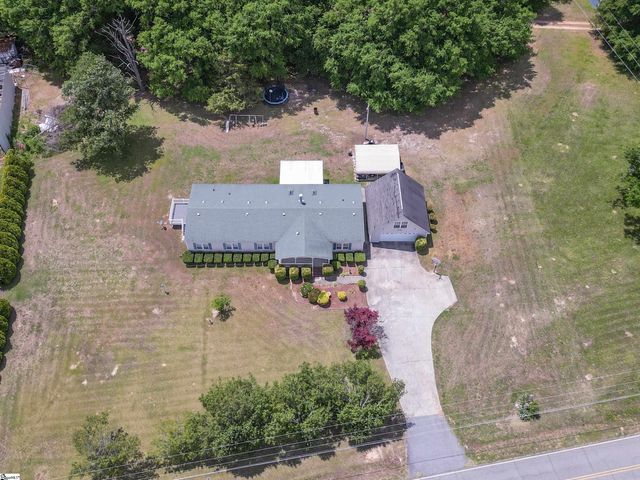 1597 Sexton Gin Road, Starr, SC 29684