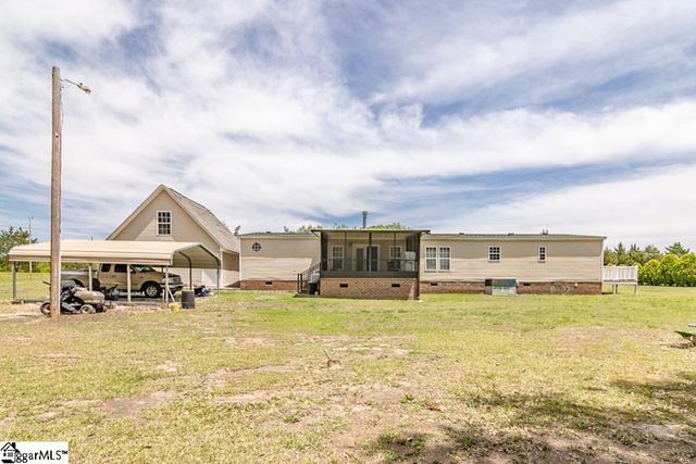 1597 Sexton Gin Road, Starr, SC 29684