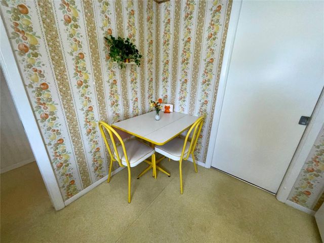 4650 COVE CIRCLE UNIT 311, St Petersburg, FL 33708