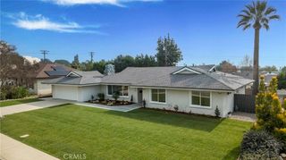 834 Hood Dr, Claremont, CA 91711