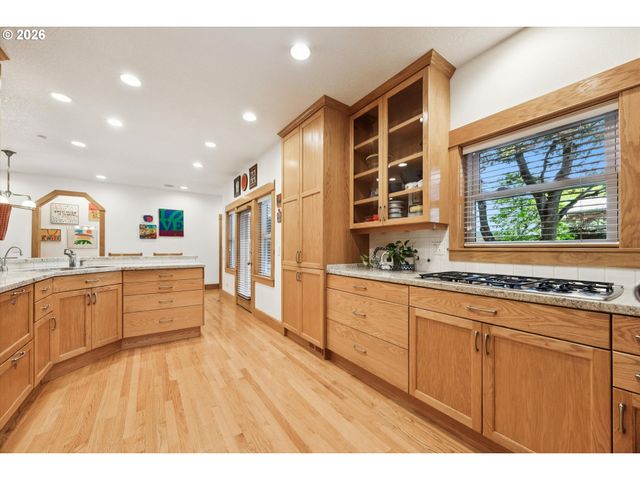 6538 Se 38TH Ave, Portland, OR 97202