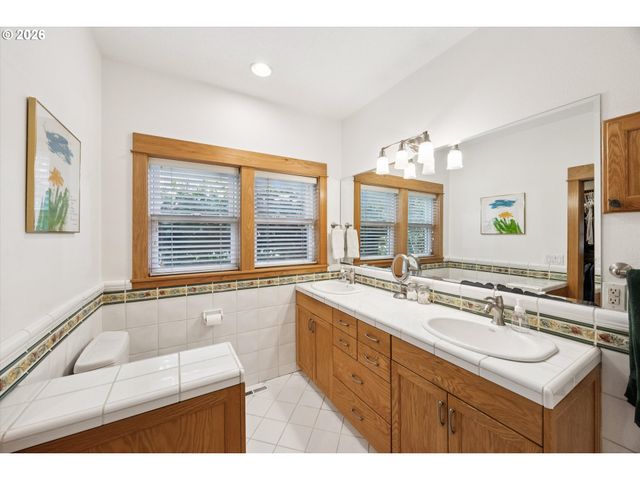 6538 Se 38TH Ave, Portland, OR 97202