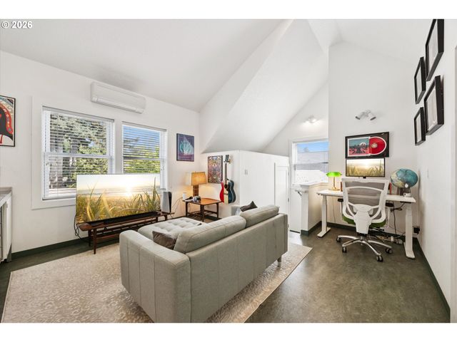 6538 Se 38TH Ave, Portland, OR 97202