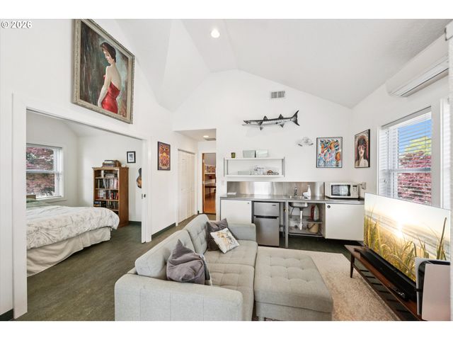 6538 Se 38TH Ave, Portland, OR 97202