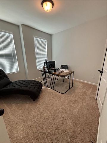 1399 Creekside Circle NW, Atlanta, GA 30318