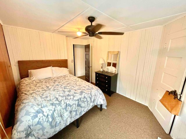 795 East Broadway, Milford, CT 06460