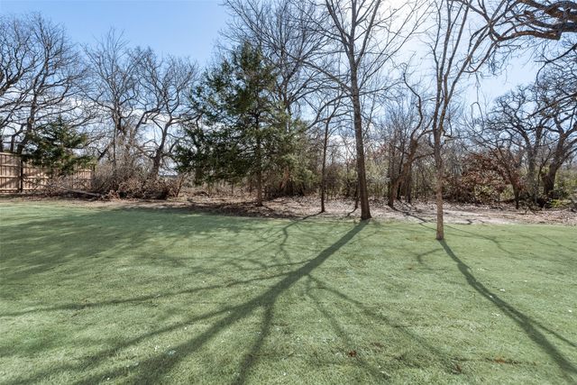 2017 Shady Creek Crossing, Azle, TX 76020