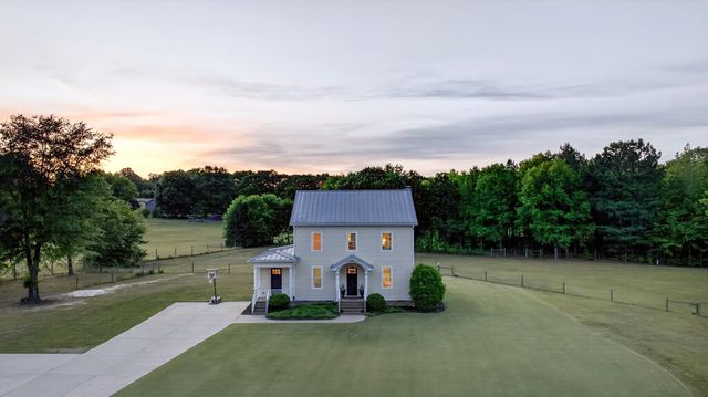 811 Mt Lebanon Church Road, Greer, SC 29651