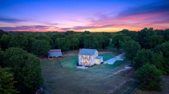 811 Mt Lebanon Church Road, Greer, SC 29651