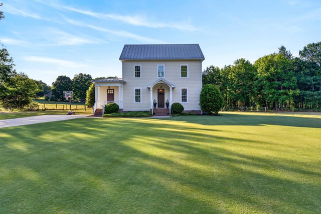 811 Mt Lebanon Church Road, Greer, SC 29651