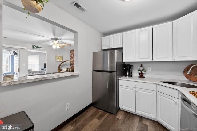 108 STEEPLECHASE CT, Woodbury, NJ 08096