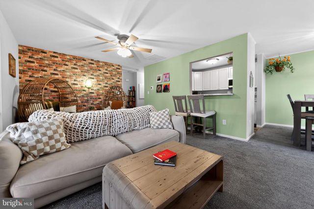 108 STEEPLECHASE CT, Woodbury, NJ 08096