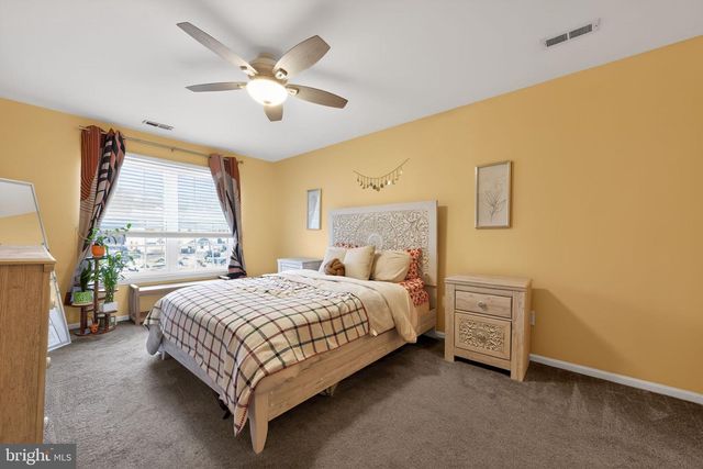 108 STEEPLECHASE CT, Woodbury, NJ 08096