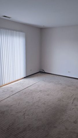 1881 Michigan City Rd 3E, Calumet City, IL 60409