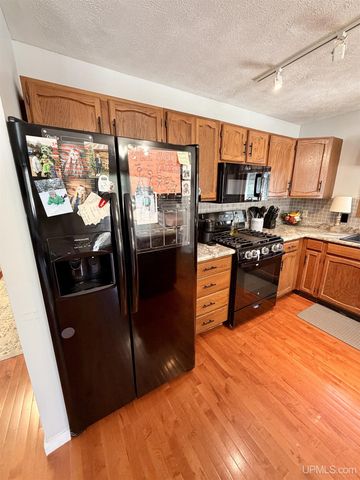 195 N Co Rd 557 Road, Gwinn, MI 49841