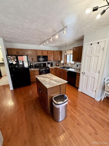 195 N Co Rd 557 Road, Gwinn, MI 49841