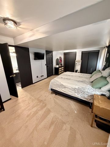 195 N Co Rd 557 Road, Gwinn, MI 49841