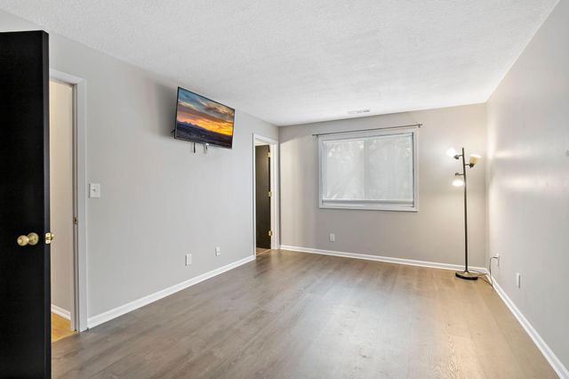 8007 Xerxes Avenue S A101, Bloomington, MN 55431