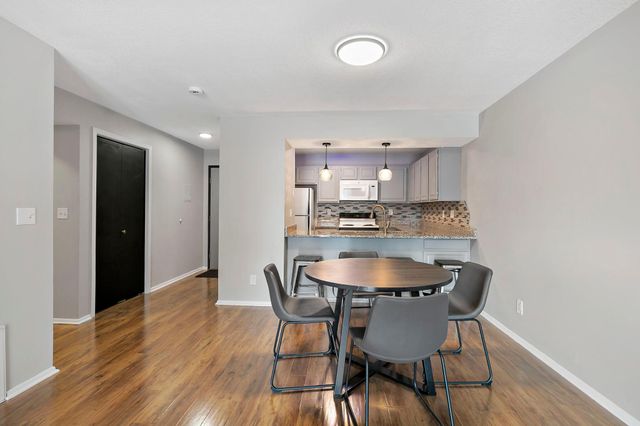 8007 Xerxes Avenue S A101, Bloomington, MN 55431