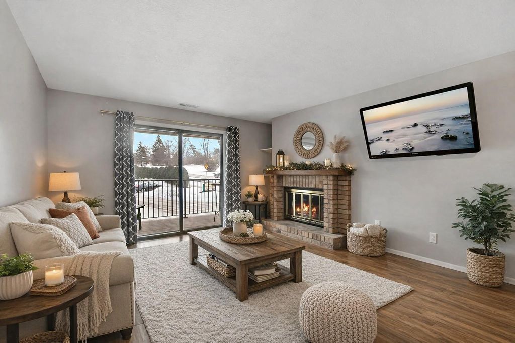 8007 Xerxes Avenue S A101, Bloomington, MN 55431