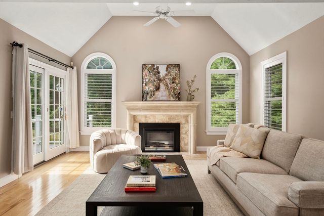 21 Cedar Springs Lane, Needham, MA 02492