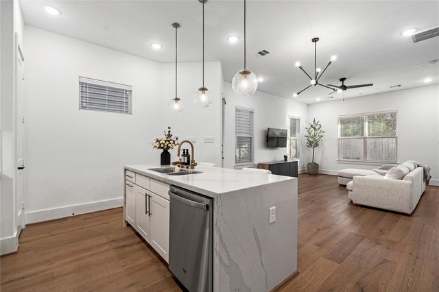 9011 Wellspring Drive, Houston, TX 77080