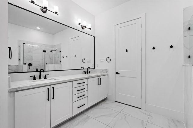 9011 Wellspring Drive, Houston, TX 77080