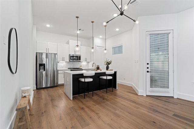 9011 Wellspring Drive, Houston, TX 77080