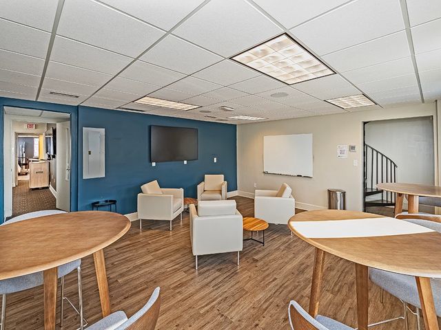 213 Bailey Ave, Mt Washington, PA 15211