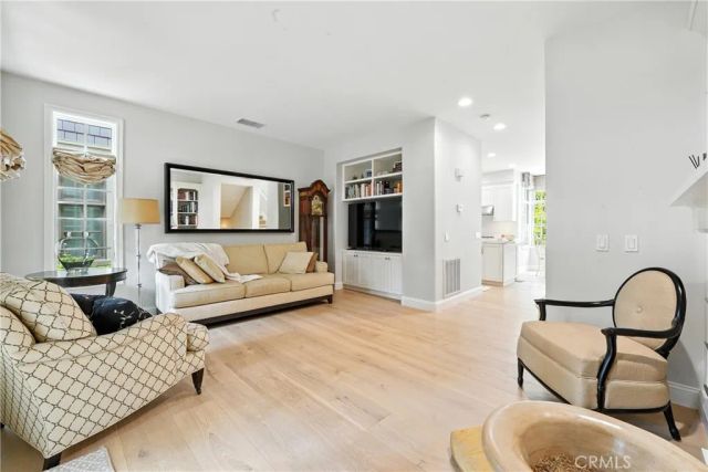 2616 BUNGALOW Place, Corona Del Mar, CA 92625