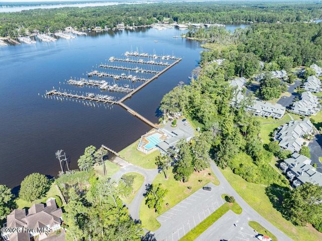 122 Forecastle Court, Washington, NC 27889