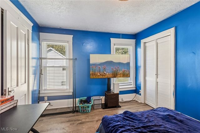 39 Belmont Avenue, Niles, OH 44446