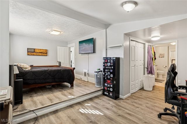 39 Belmont Avenue, Niles, OH 44446