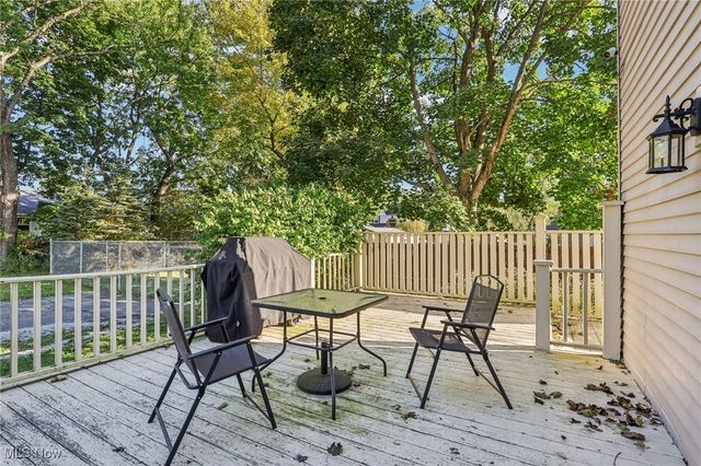 39 Belmont Avenue, Niles, OH 44446