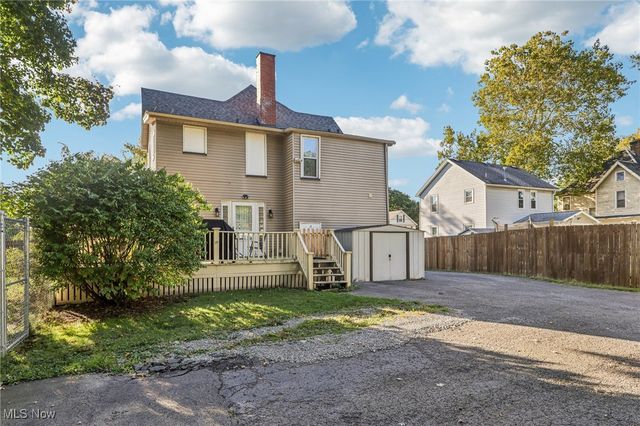 39 Belmont Avenue, Niles, OH 44446