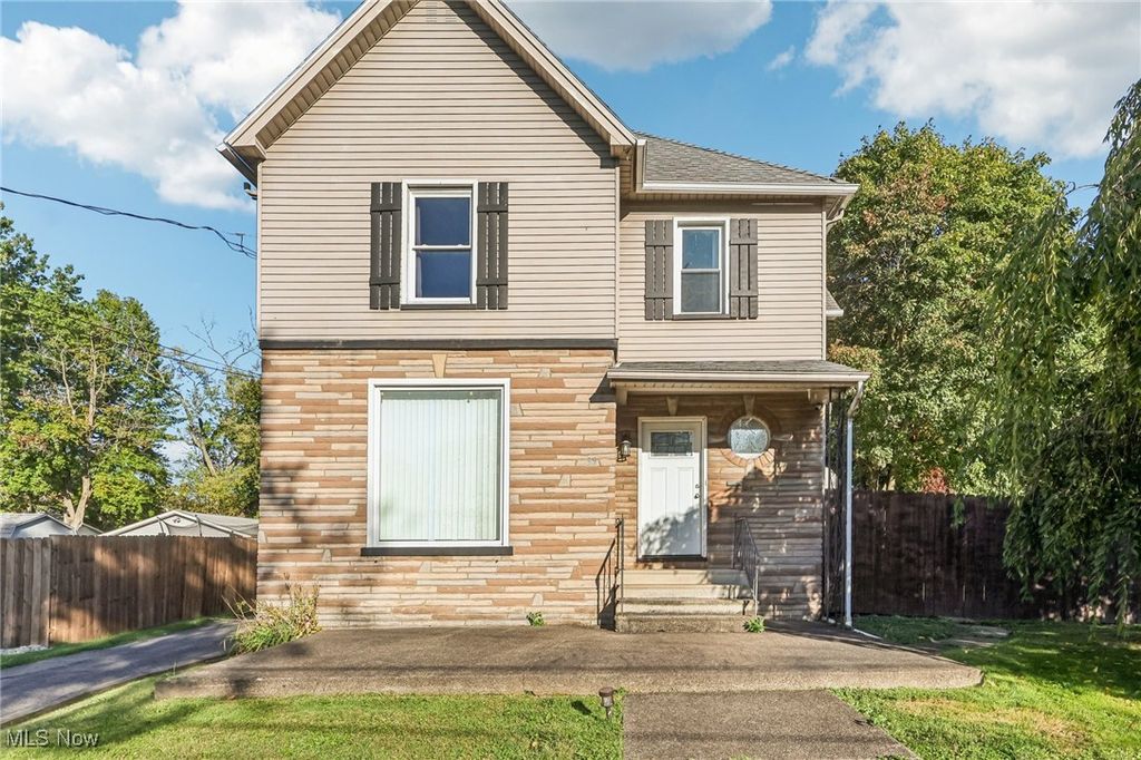 39 Belmont Avenue, Niles, OH 44446