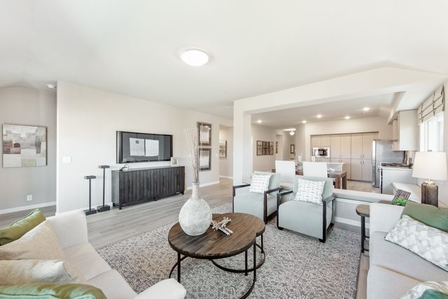 1009 Raptor Road, Alvarado, TX 76009