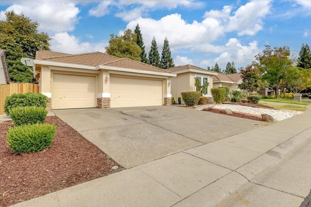 6004 little rock, Rocklin, CA 95765