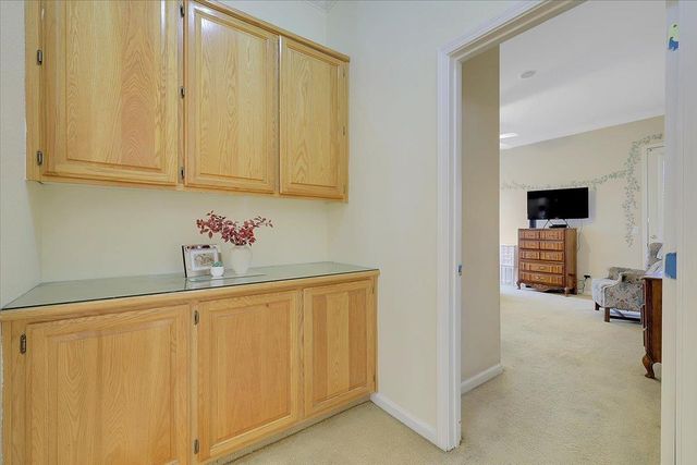 6004 little rock, Rocklin, CA 95765